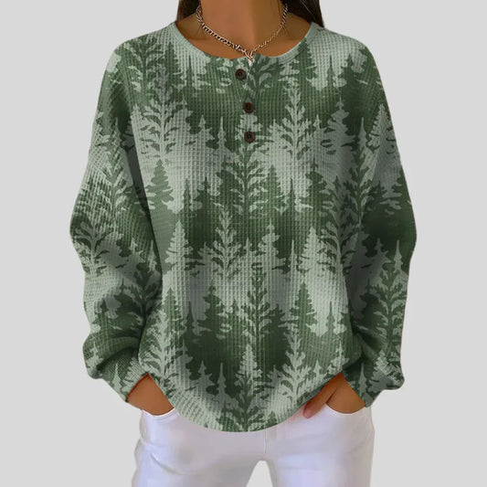 Inga | Christmas Sweater with Classic Tree Motif